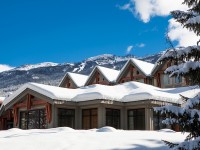 Aava Whistler Hotel Exterior Winter