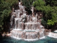 wynn-las-vegas-waterfalls.jpg